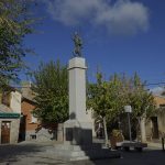 Plaza Cascorro, Monumento a Eloy Gonzalo, Chapinería.