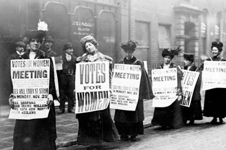 Actividad manifestante de las sufragettes inglesas, inicios del movimiento feminista en inglaterra