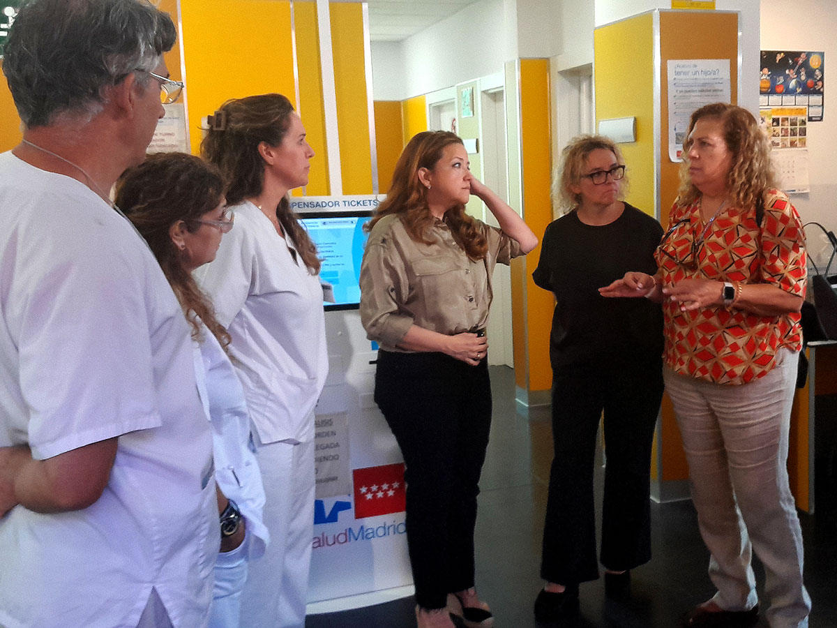 Fátima Mature, Consejera de Salud de la Comunidad de Madrid y nuestra alcaldesa Lucía Moya